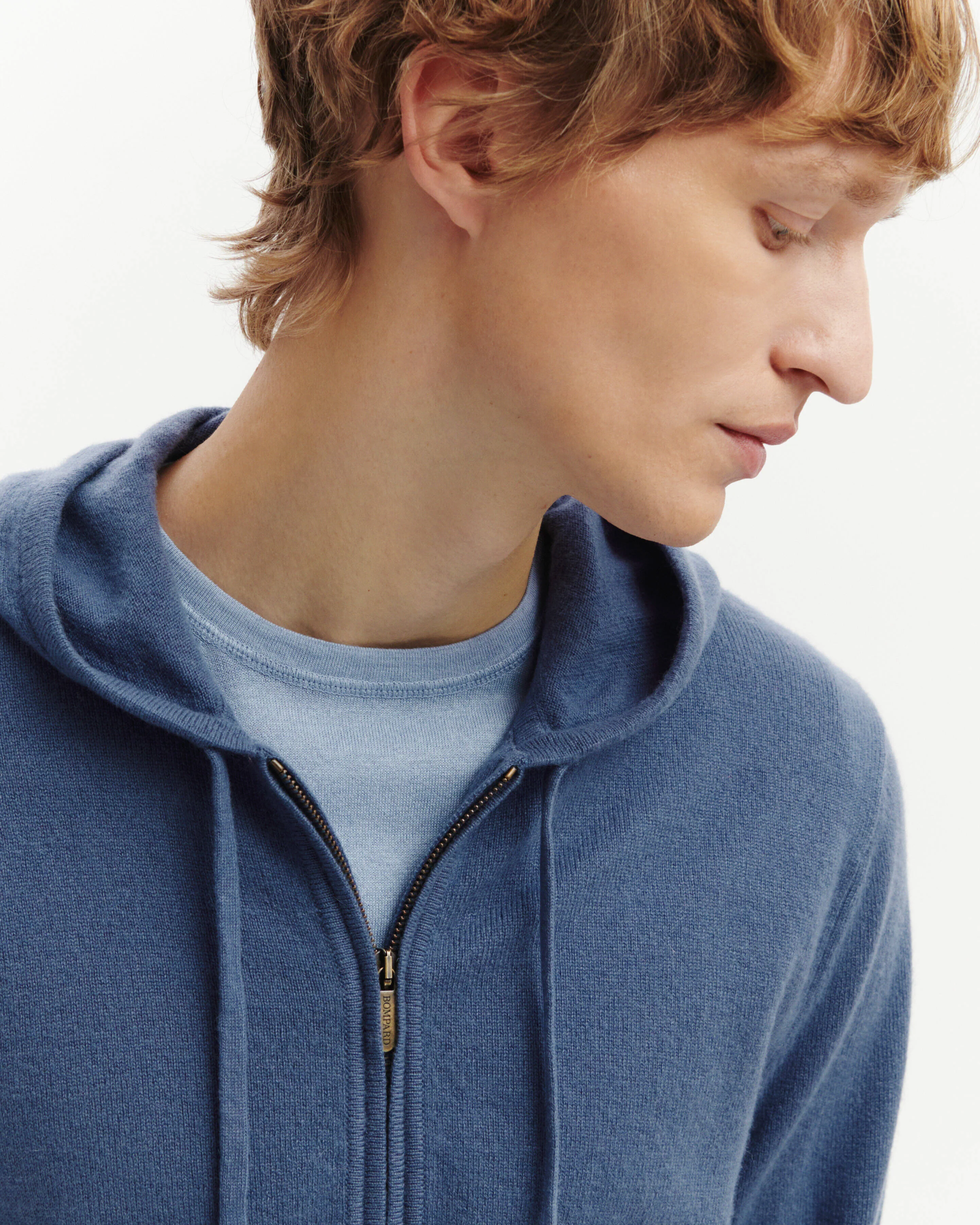 Pull à capuche zippé - Image 2