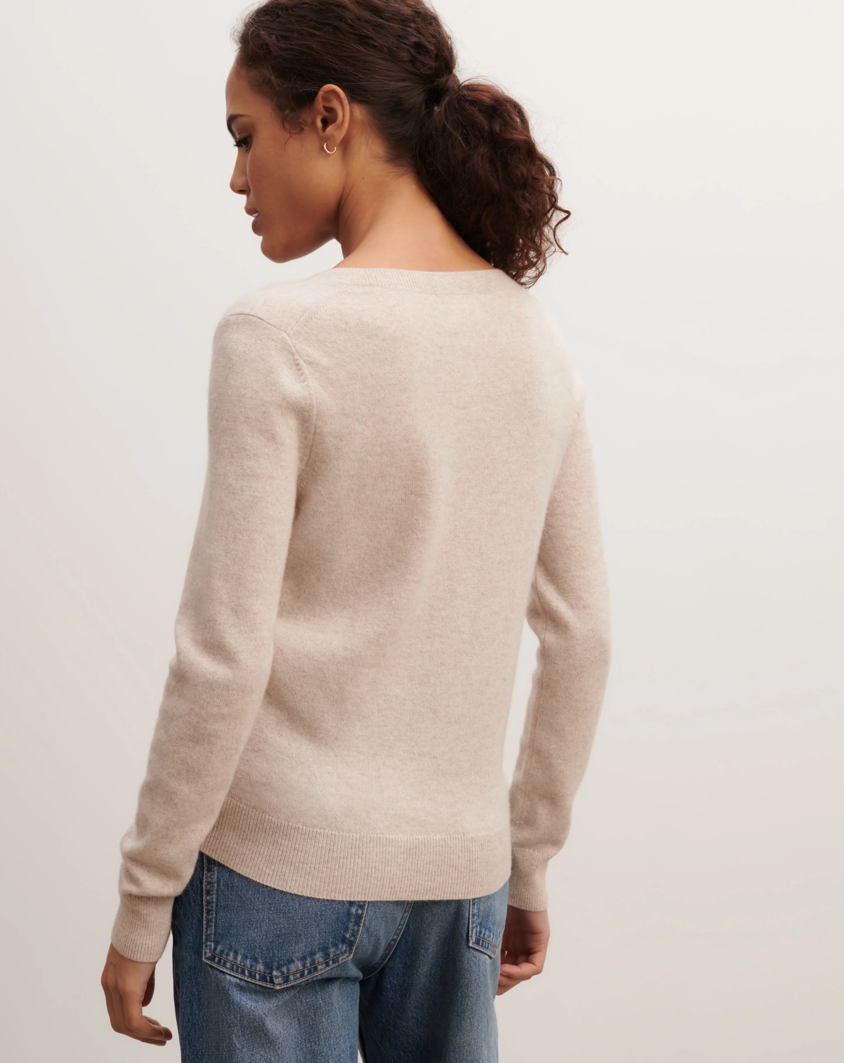 Pull col V classique - Image 2